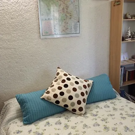 Casaamigos1 *